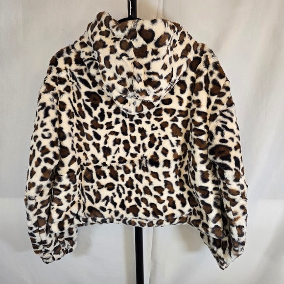 Furry Leopard Hoodie Jacket - Picture 2 of 3